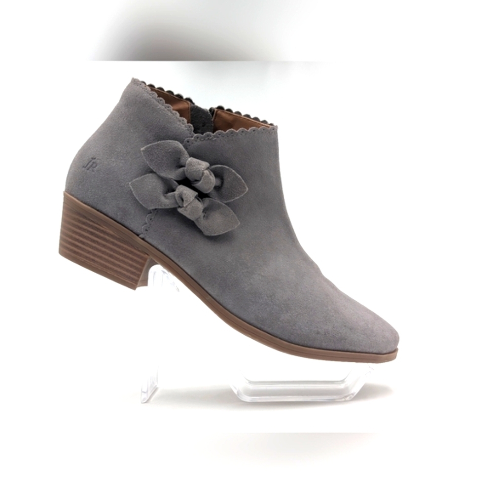 Jack Rogers Kali Grey Suede Ankle Bootie Sz US 7.5M/EU 38 Scalloped Trim withBow - Picture 3 of 17